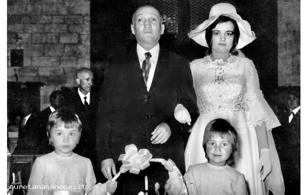 1970, Giovedì 24 Settembre - Damigelle matrimoniali d'eccezione