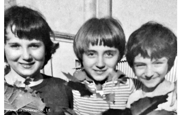 1975 - Tre belle cittine del borgo di Meio