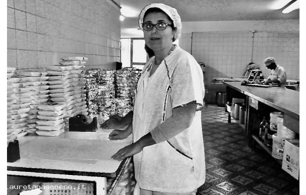 2014 - Gianna Magini incarta il Pampepato