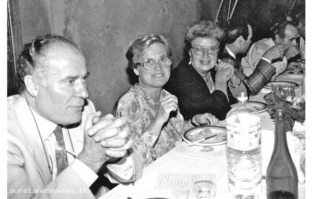 1993 - Garbo d'Oro, due care amiche in primo piano