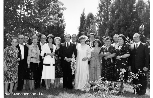 1977, Domenica 11 Settembre - Tanti invitati al matrimonio