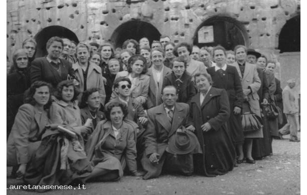 1956? - Gita Parrocchiale a Roma