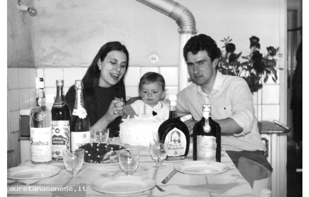 1969, Lunedì 26 Mggio - Primo compleanno di Daniele con gli zii