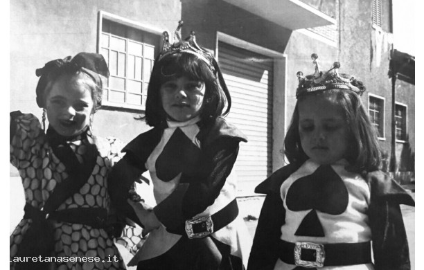 1974 - Cuginette in maschera