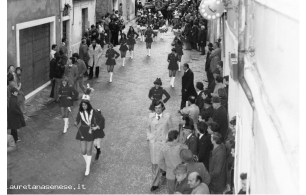1978 - Il Presidente e le Majorette aprono la sfilata