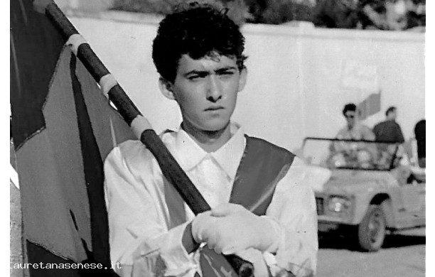 1986 – Paggio porta bandiera della Corona