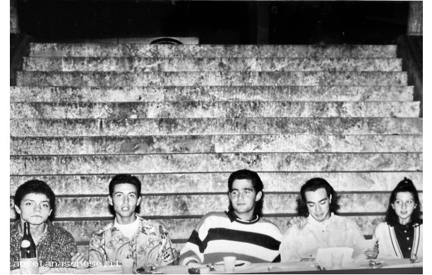 1992? - Cena di Contrada in piazza Garibaldi