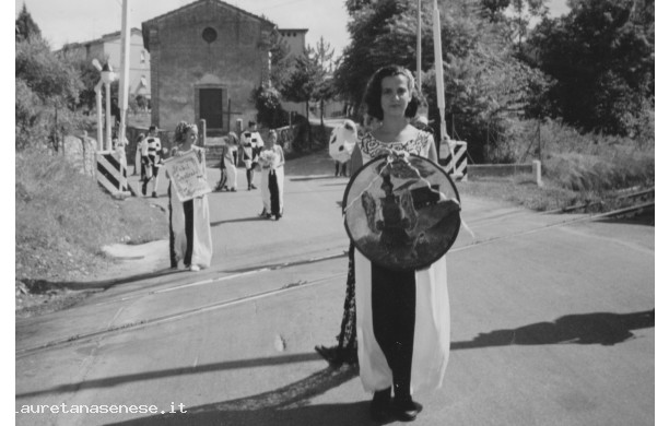 1995- Sfila la Contrada della Stazione