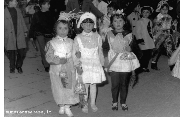 1962 - Tre piccole mascherine