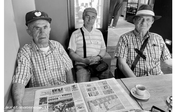 2022, Lunedì 30 Maggio - La cricca dei vecchiarelli pronta a festeggiare