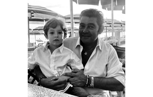 2022, Luglio - Federico al mare con il babbo