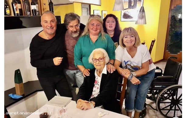 2025, Giovedi 16 Maggio, 91° Compleanno festeggiato con chi gli è vicino