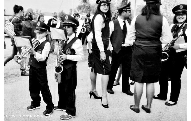 2013, Giovedì 25 Aprile - Piccoli musicanti si allenano prima della sfilata