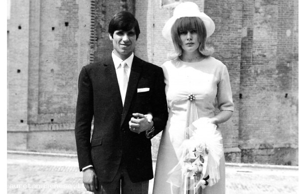 1967, Lunedì 19 Giugno - Aceto si sposa a Monte Oliveto Maggiore