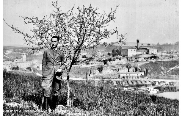 1943, Aprile - Azelio col paese alle spalle