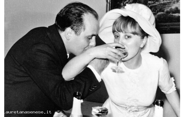 1966, Lunedì 9 Maggio - Riusciranno a brindare?