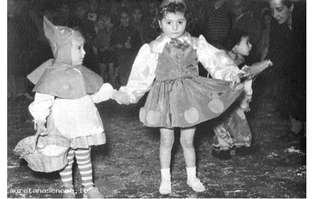 1955 - Che belle mascherine!