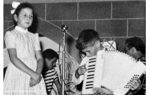 1959, Festa dell'Unità - Protagonisti sul palco dell'Arena Italia