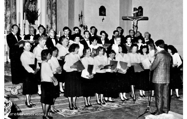 1987, Sabato 20 Giugno - La Corale al completo in Sant'Agostino