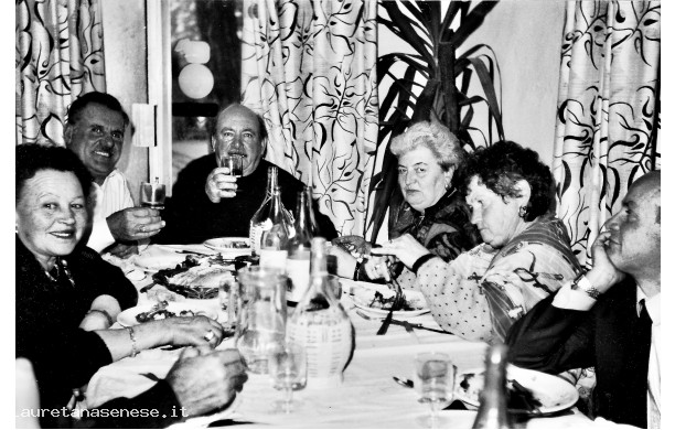 1989 - La famiglia Viti-Dominici a tavola