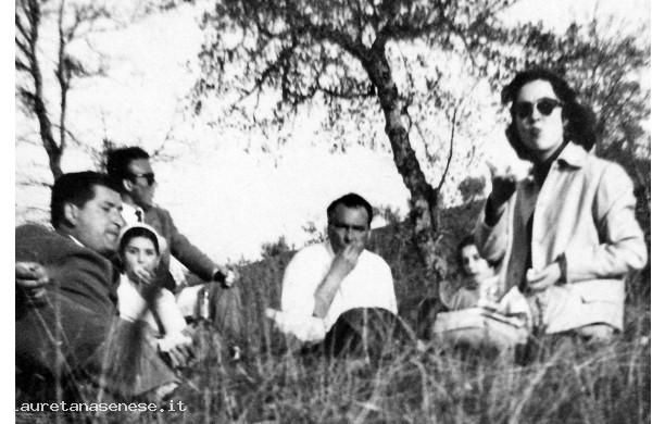 1958 - La famiglia Zampi a merenda in campagna