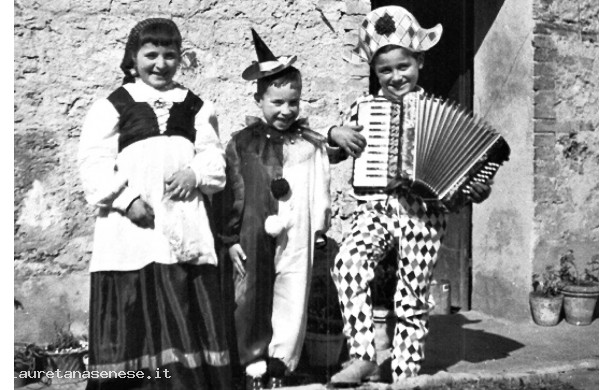 1958 - Carnevale dei bambini - Gruppo di maschere