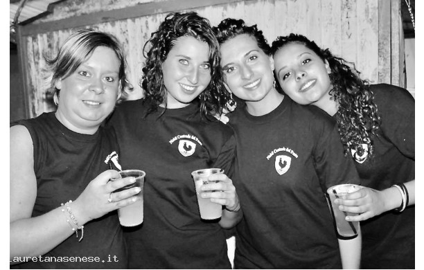 2013, Settembre - Galline con il Gallo Nero nel cuore