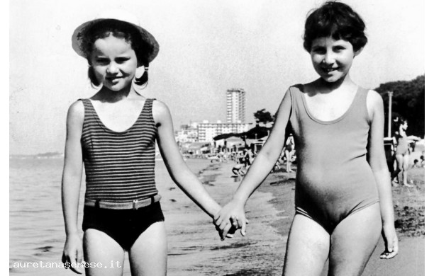 1963 - Al mare in colonia a Follonica