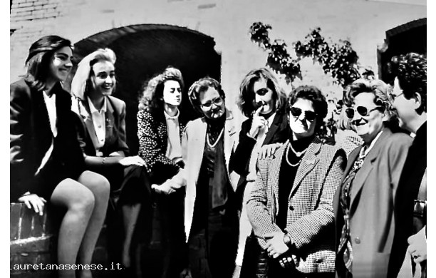 1989, Aprile - Le donne delle sorelle Giovannoni