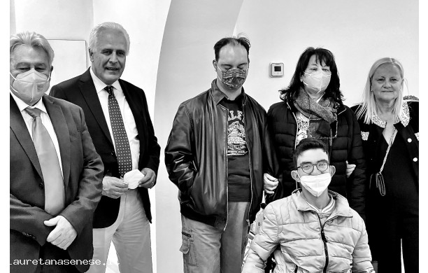 2022, Sabato 7 Maggio - Foto di gruppo per un giorno speciale