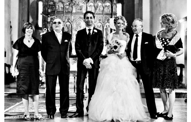 2012 Sabato 25 Agosto - I coniugi Tozzi al matrimonio della figlia