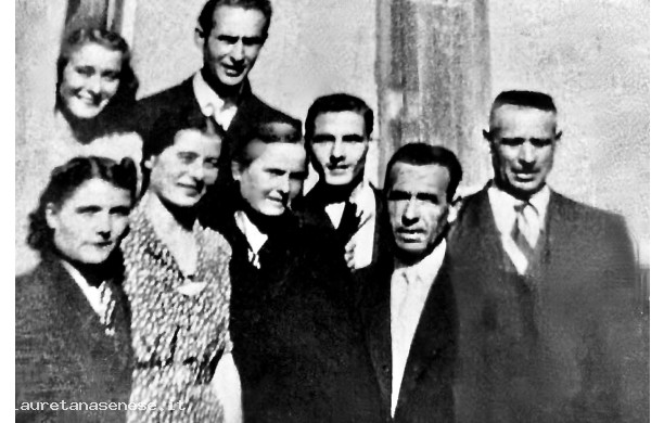 1947, Lunedì 15 Settembre - Matrimonio di Rando e Renata, foto di gruppo
