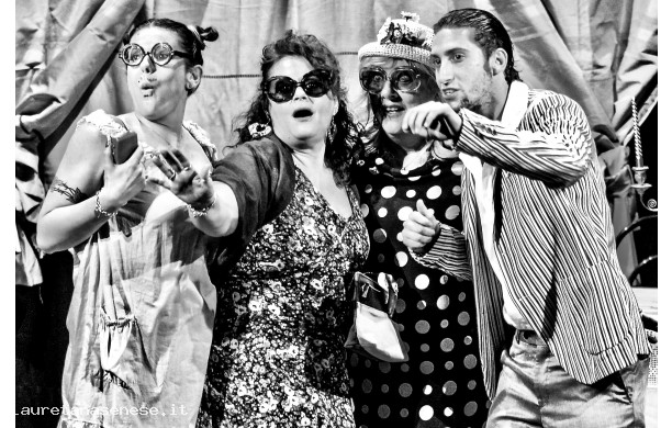 2017, Sabato 4 Febbraio - VACANZE FORZATE, commedia