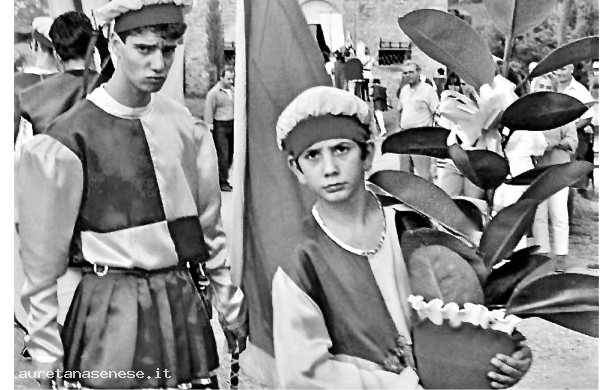 1989, Settembre - Offerta alla Madonna del Giardino