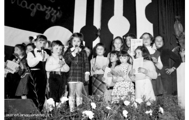 1972? - Festa della Canzone dei ragazzi: gruppo dei partecipanti