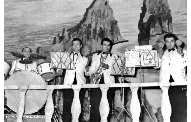 1952 - Serata danzante al Ravvivati