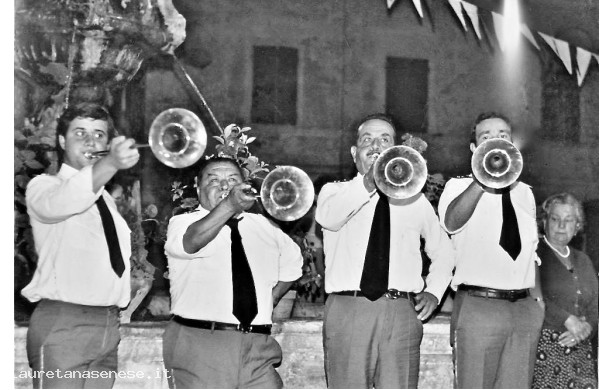 1980 - Garbo d’Oro, squilli di tromba per annunciare la premiazione