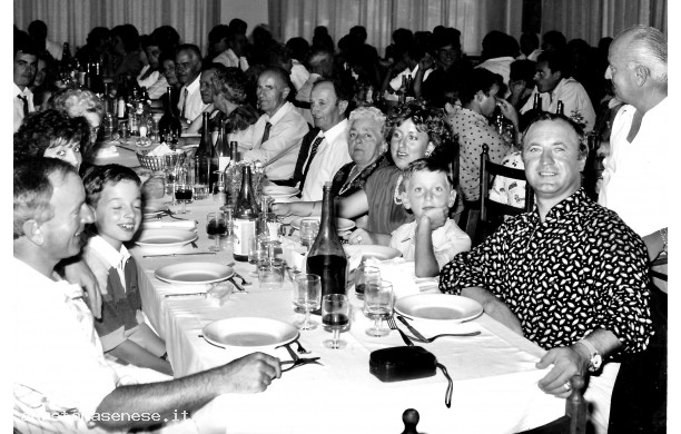 1989, 26 Agosto - Pranzo per il matrimonio Trapassi-Casadei